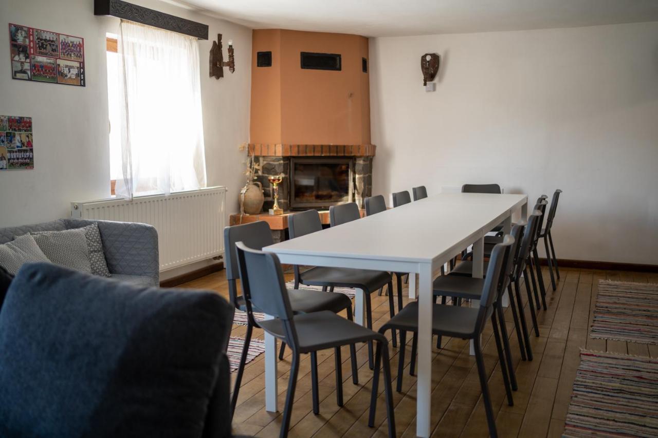 3A Guest House Sicasău Esterno foto