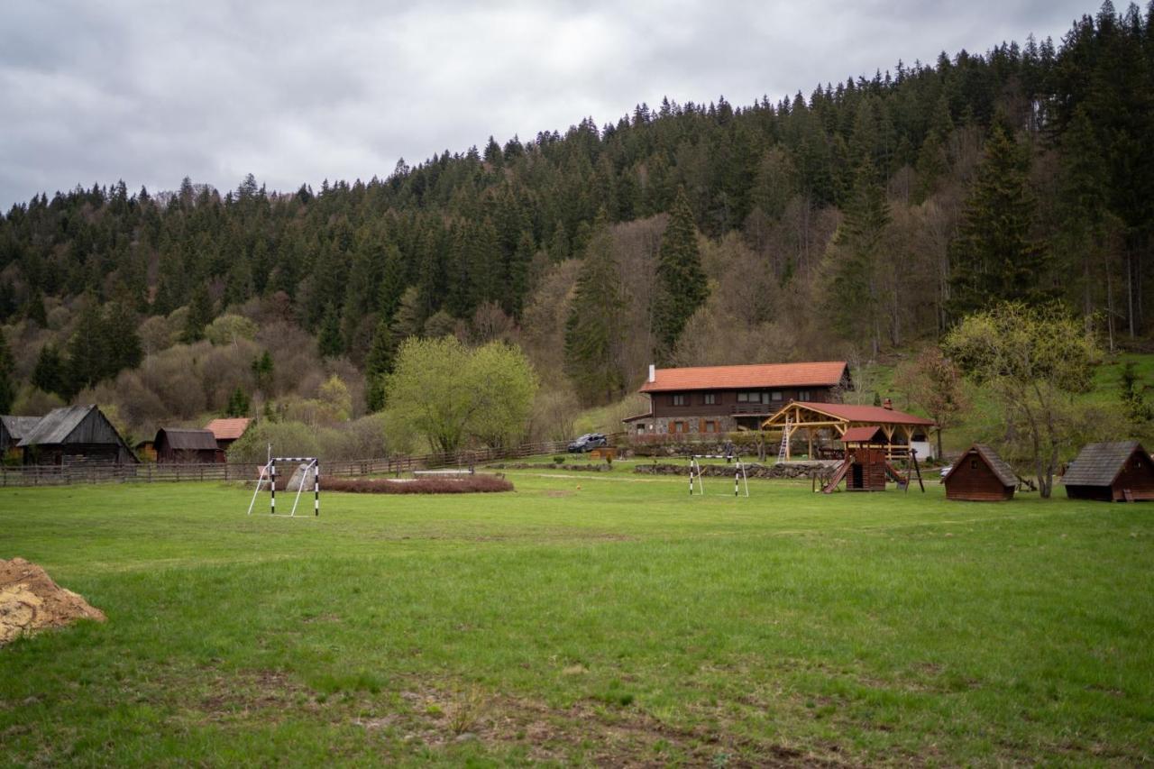 3A Guest House Sicasău Esterno foto