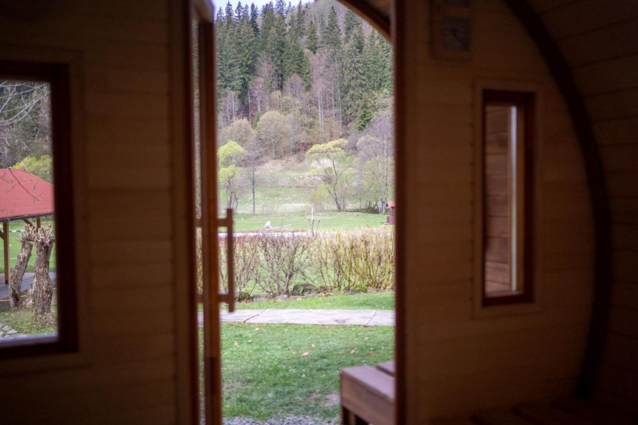 3A Guest House Sicasău Esterno foto